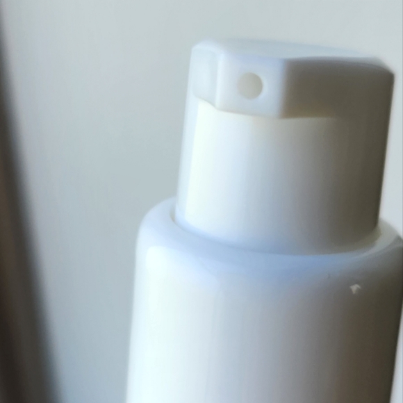 NIB DR.DENNIS GROSS ALPHA BETA 2% ON THE SPOT ELIMINATOR ACNE TREATMENT GEL - Picture 16 of 16